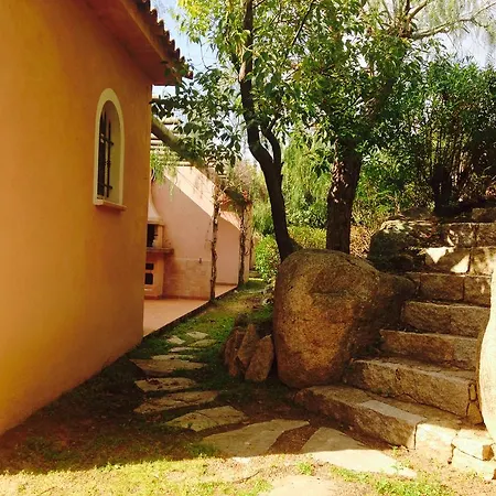 Les Hameaux Di Santa Giulia * 포르토베쉬오