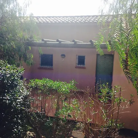 Les Hameaux Di Santa Giulia * 维琪奥港