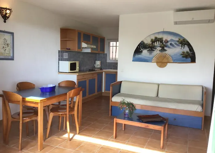 Les Hameaux Di Santa Giulia * Порто-Веккіо